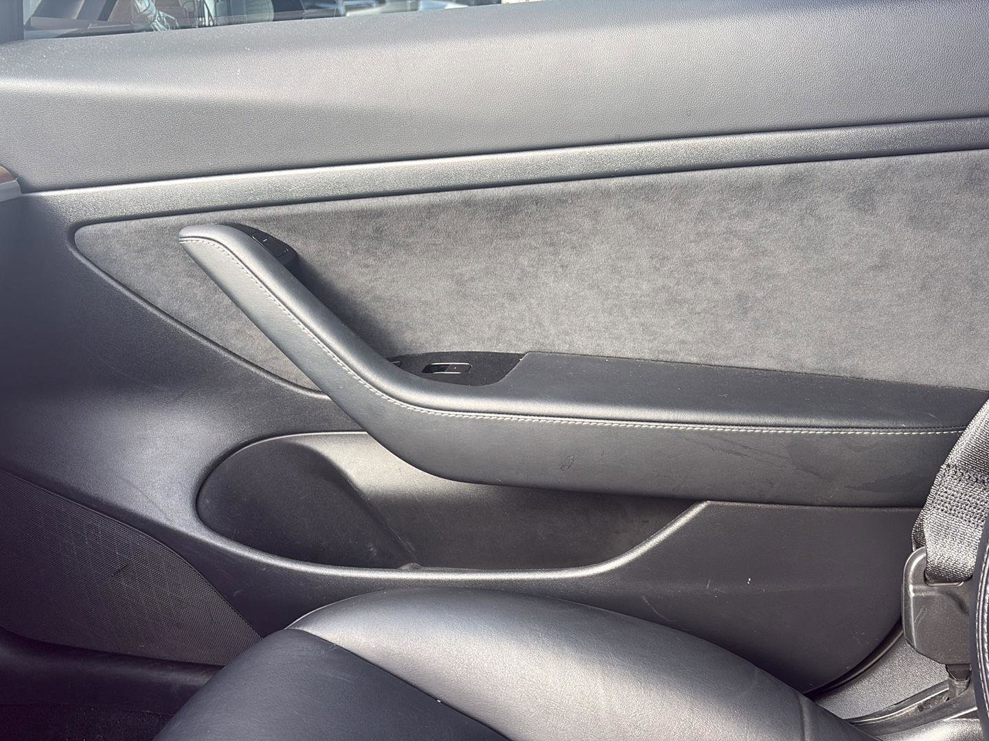 Used 2020 Tesla Model 3 Standard Range RWD image 18