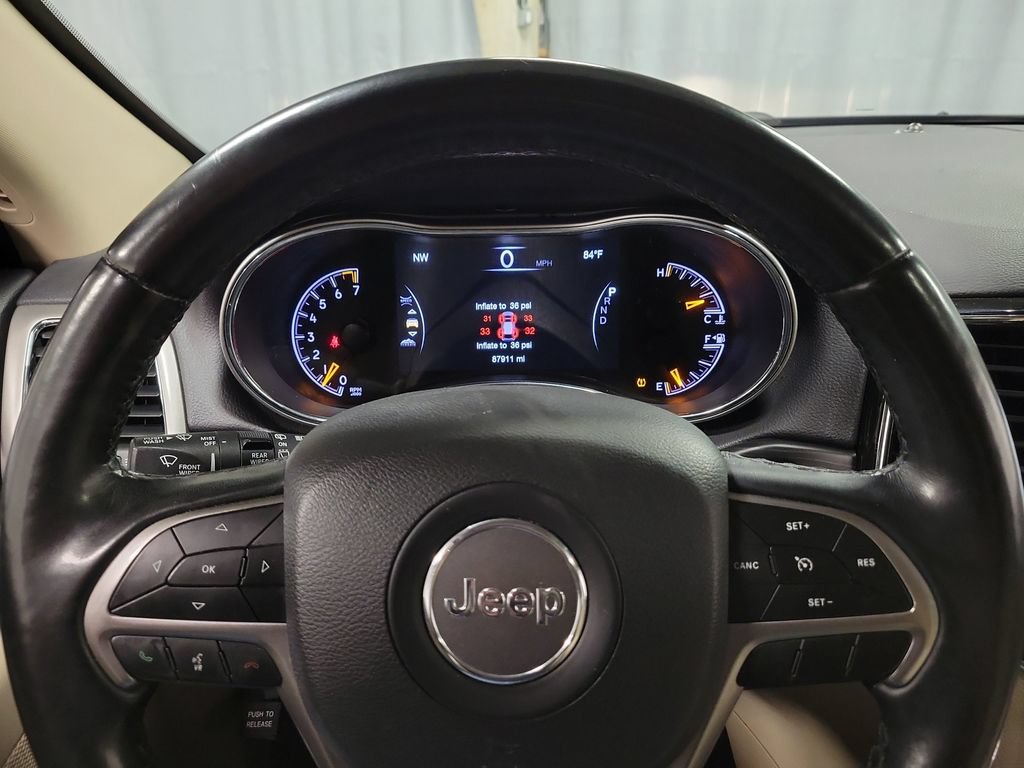 Used 2021 Jeep Grand Cherokee Limited AWD/4WD image 15