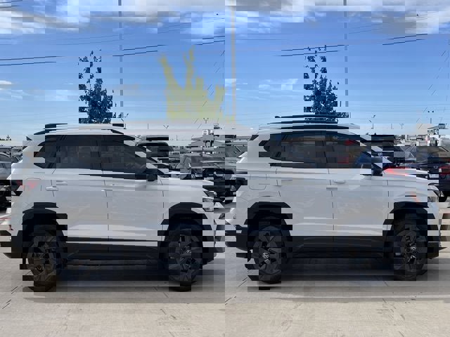 New 2025 Volkswagen Taos S image 8