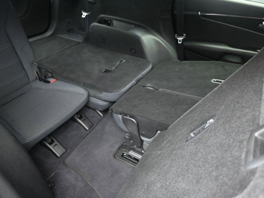 Used 2016 Kia Sorento LX image 26