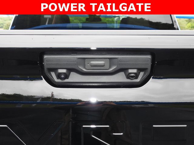 Used 2025 Chevrolet Silverado 2500 LT image 4