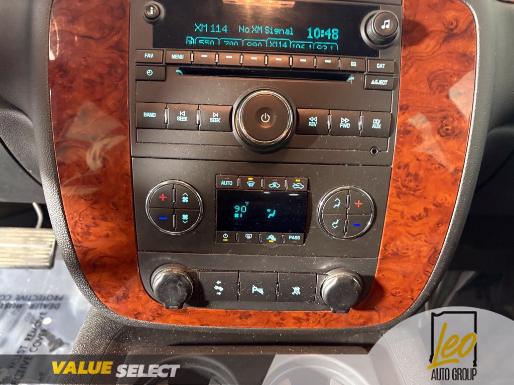 Used 2010 Chevrolet Avalanche LT w/ Luxury Package AWD/4WD image 25