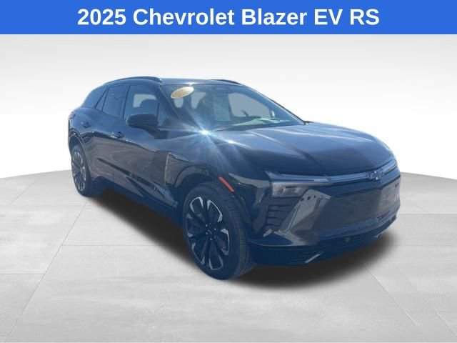 Used 2025 Chevrolet Blazer EV RS image 2