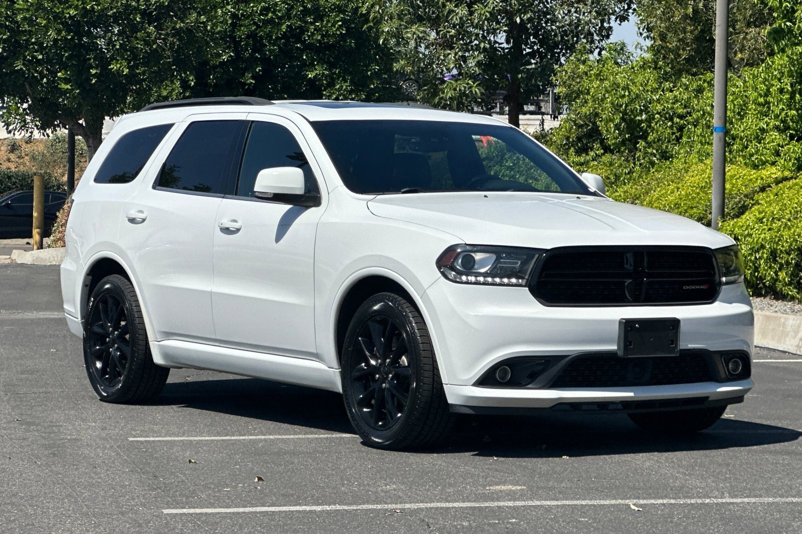 Used 2017 Dodge Durango R/T w/ Technology Group RWD image 7