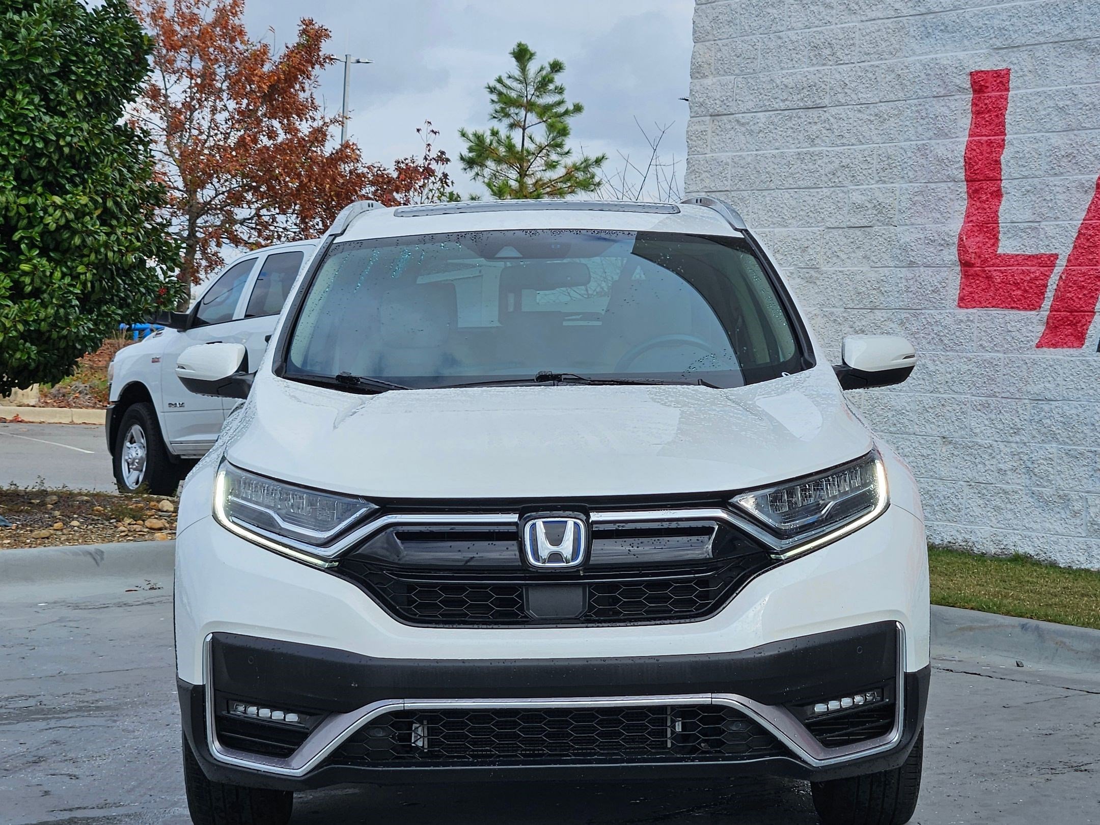 Used 2022 Honda CR-V Touring image 2