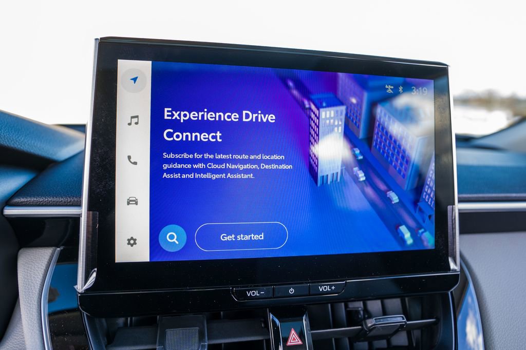 New 2026 Toyota Corolla Cross LE w/ Moonroof Package image 22