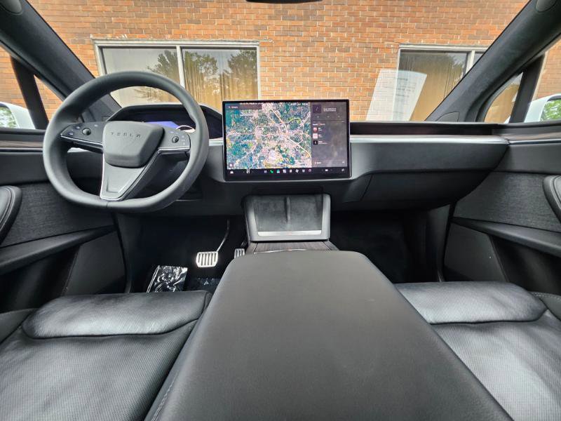 Used 2023 Tesla Model X AWD/4WD image 39