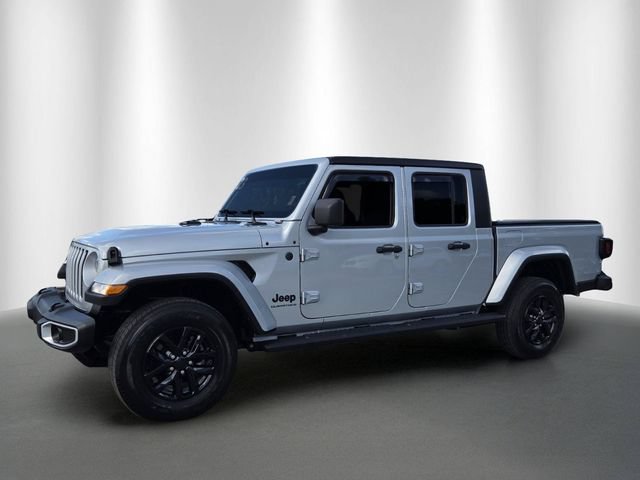 Used 2023 Jeep Gladiator Sport AWD/4WD image 3