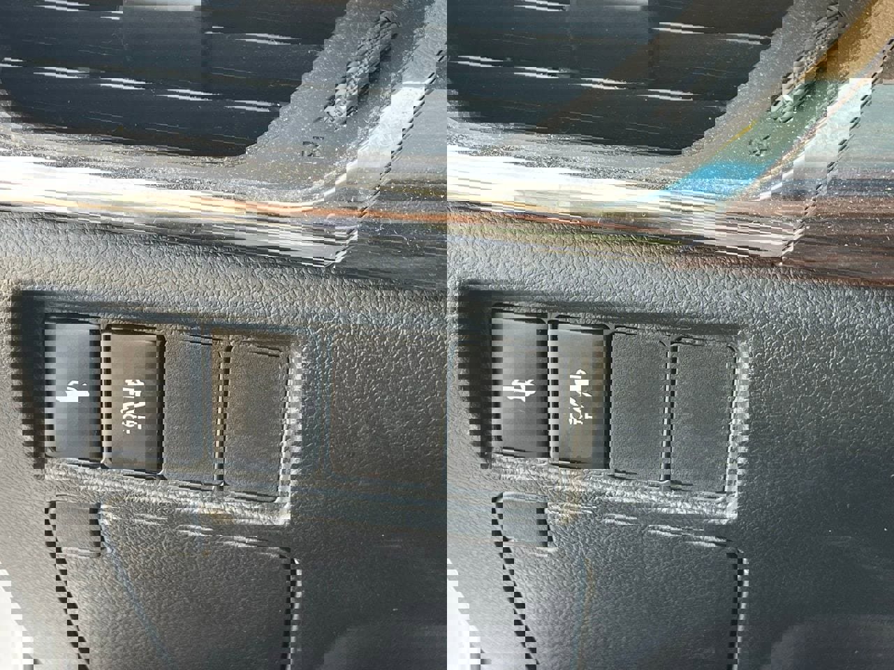 Used 2015 Toyota Avalon XLE Premium image 7