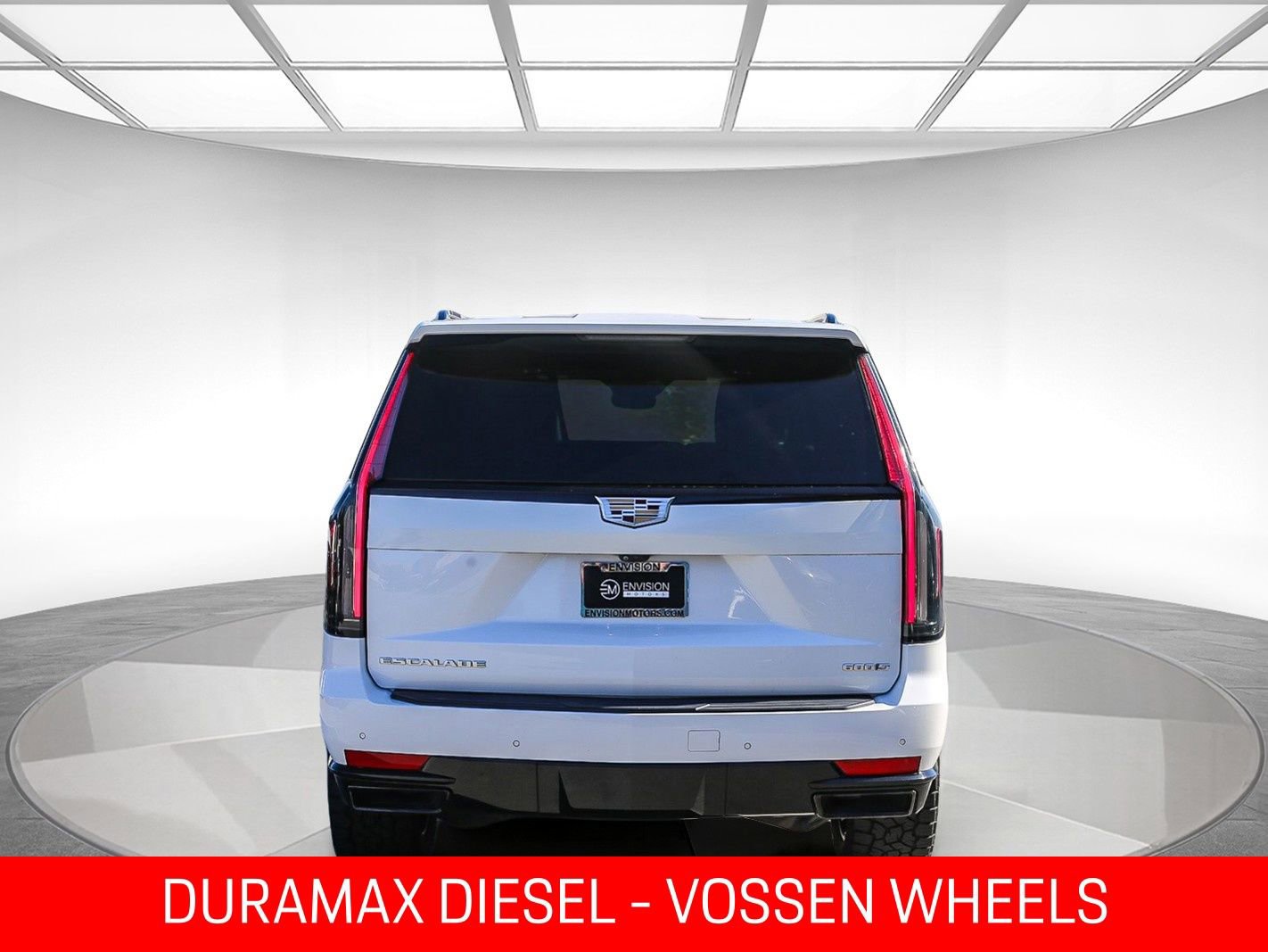 Used 2021 Cadillac Escalade ESV Sport w/ Driver Assist Tech Package AWD/4WD image 3