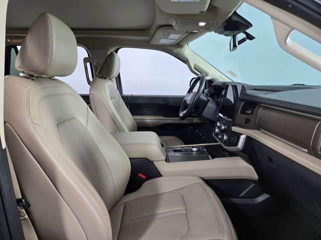 Used 2024 Ford Expedition Max Limited image 14