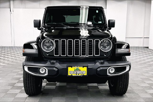 Used 2026 Jeep Wrangler Unlimited Sahara AWD/4WD image 4