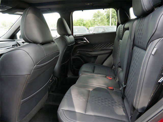 New 2025 Mitsubishi Outlander SEL Black Edition image 5