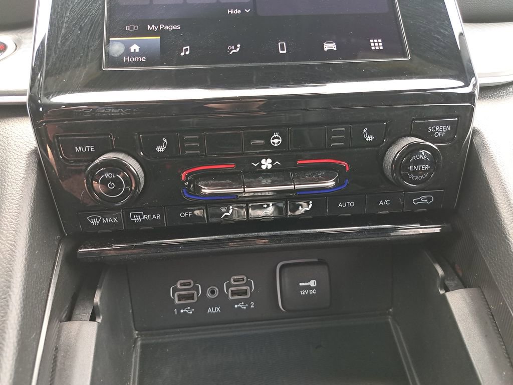 Used 2024 Jeep Grand Cherokee Altitude AWD/4WD image 55