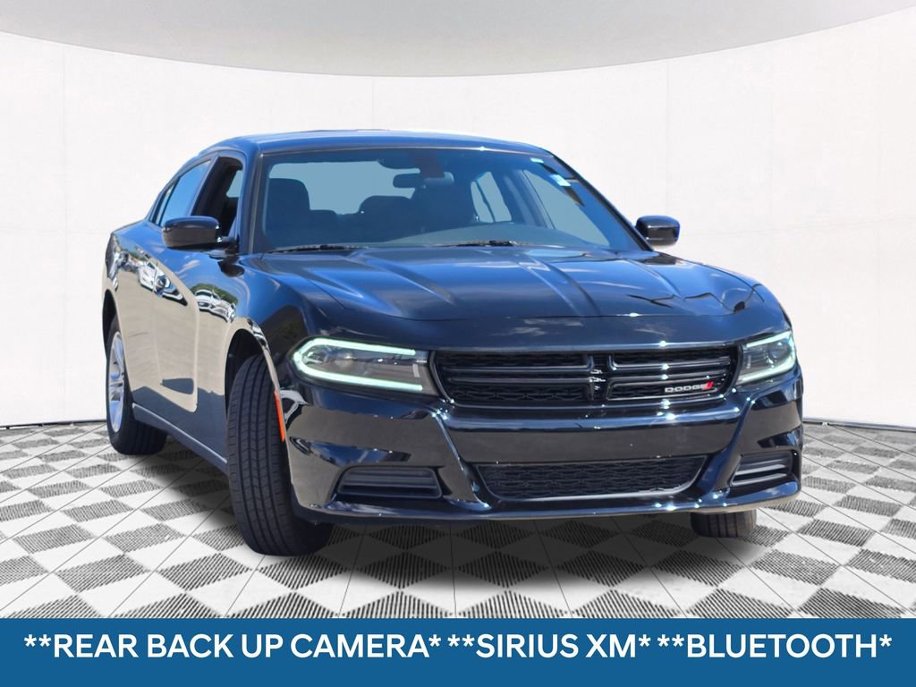 Used 2022 Dodge Charger SXT image 4