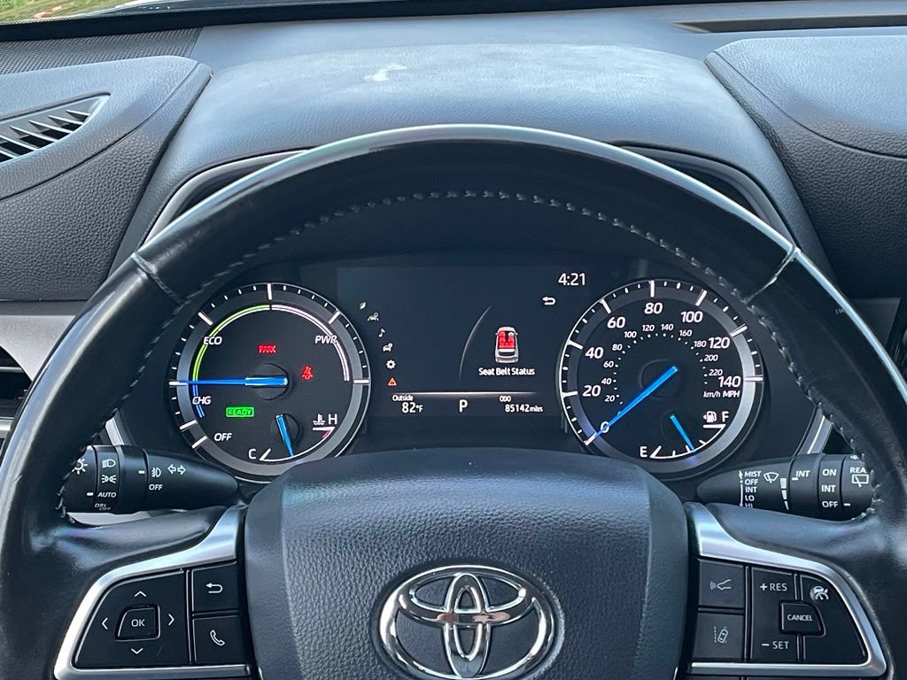 Used 2021 Toyota Highlander XLE FWD image 15