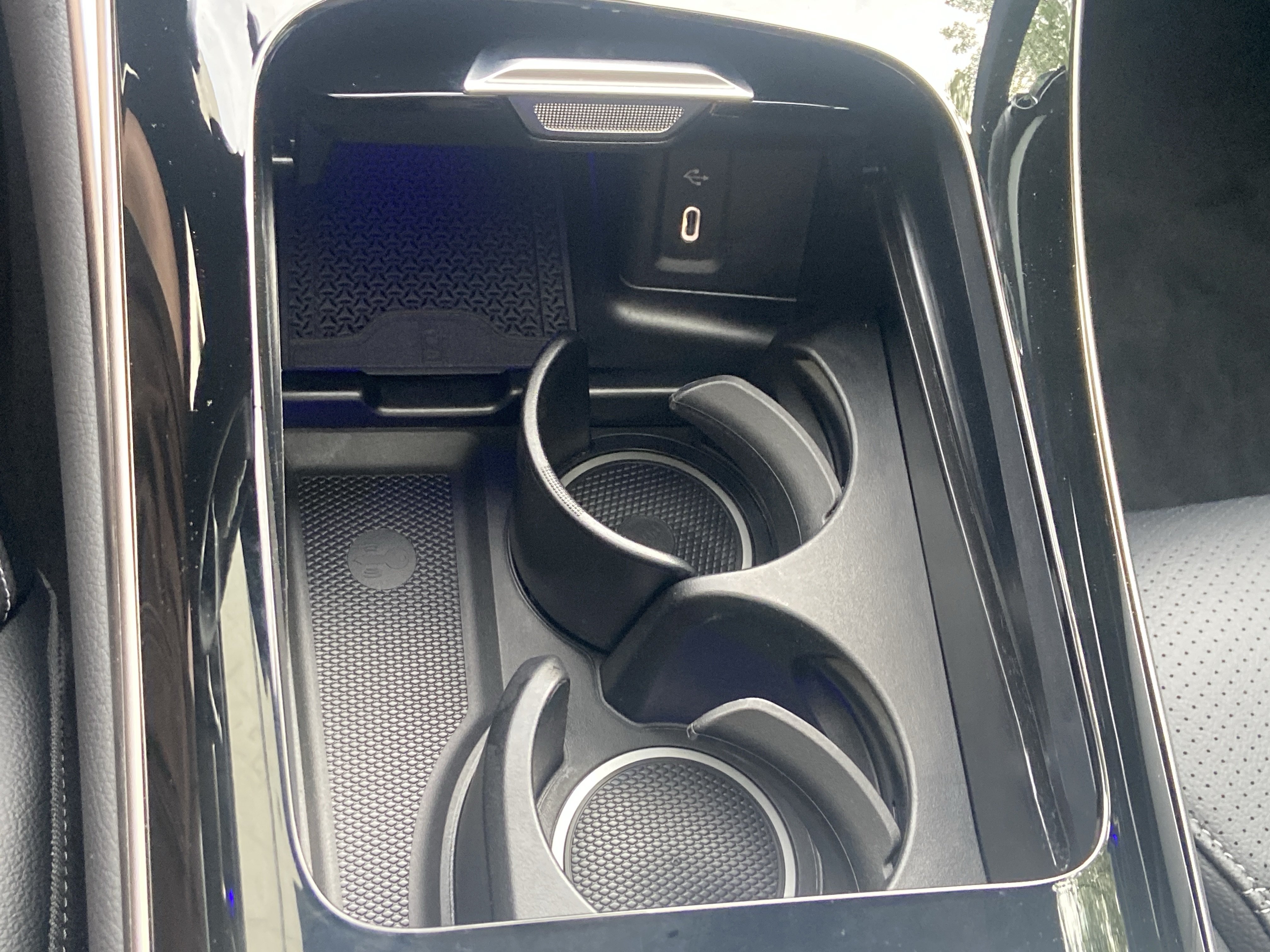 Certified 2025 Mercedes-Benz GLC 300 image 36