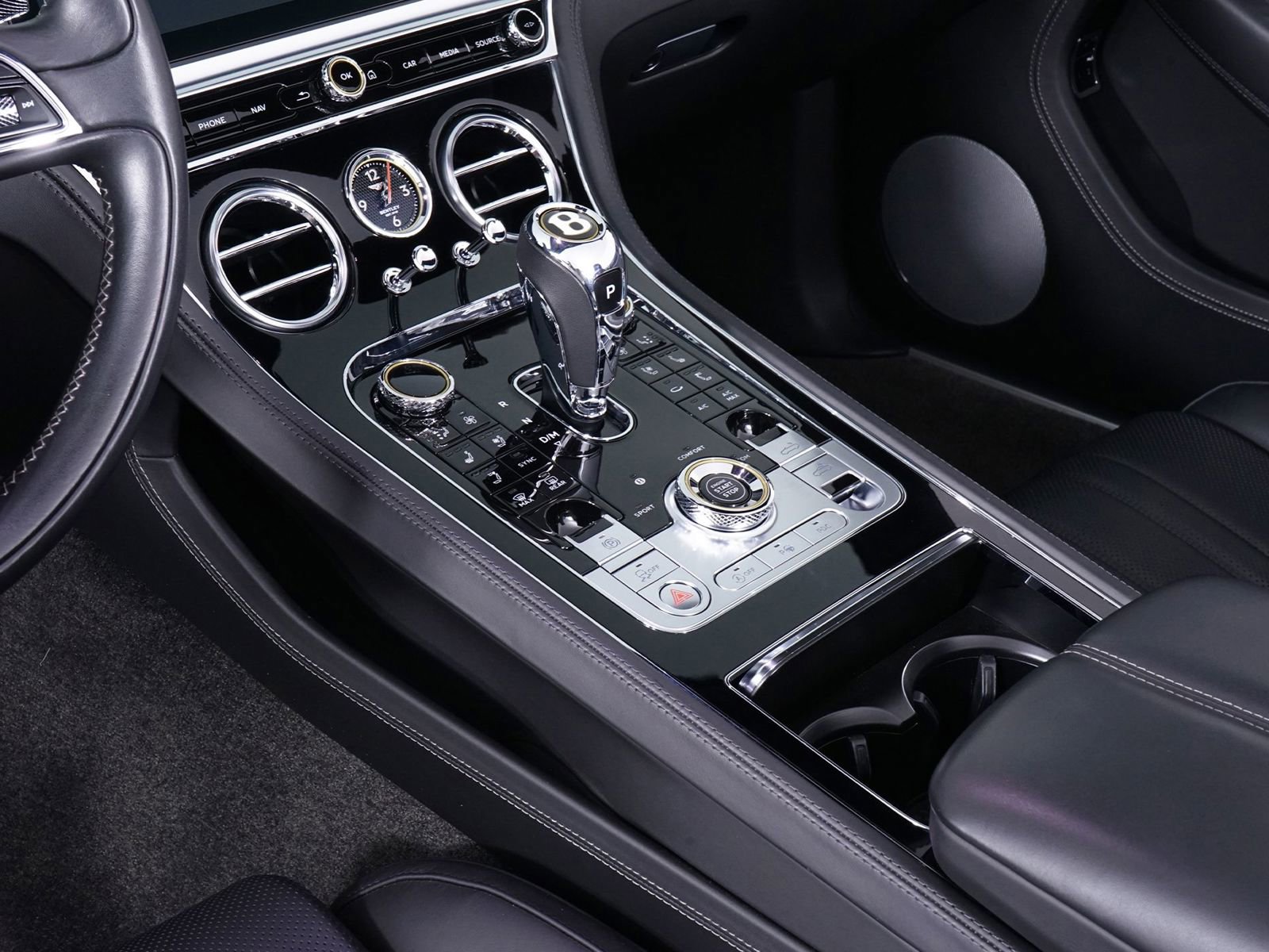 Used 2020 Bentley Continental GT image 30