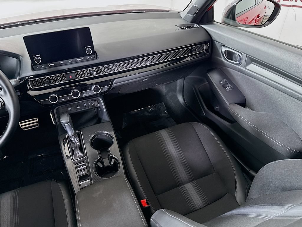 Used 2025 Honda Civic Sport image 24