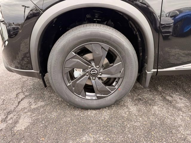 New 2026 Nissan Rogue SV w/ Cold Weather Package AWD/4WD image 9