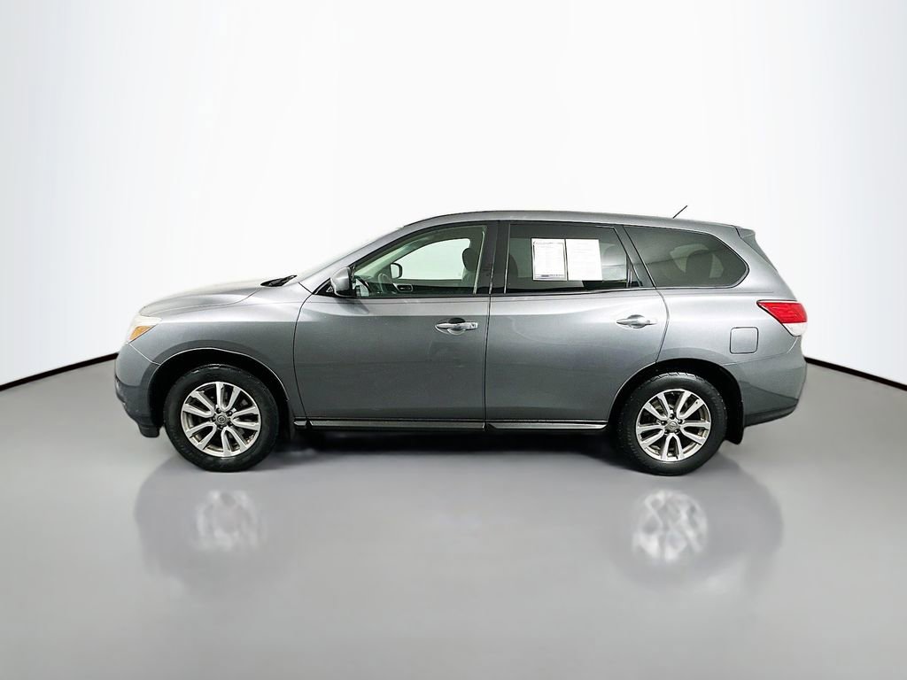 Used 2015 Nissan Pathfinder S image 4