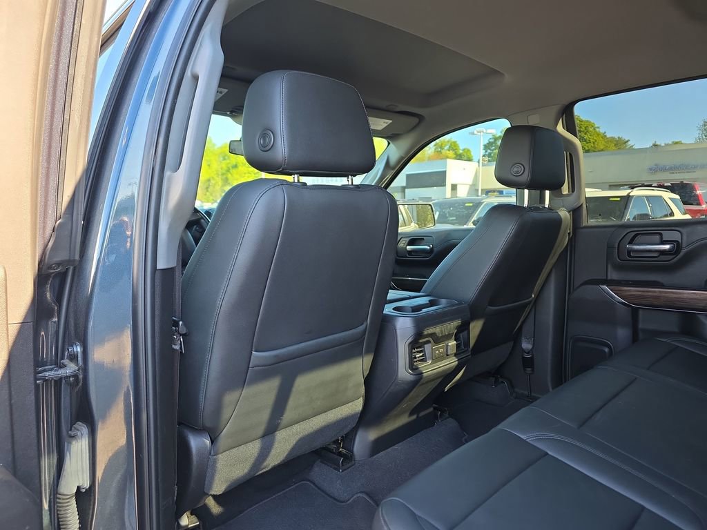 Used 2019 Chevrolet Silverado 1500 LT Trail Boss AWD/4WD image 17