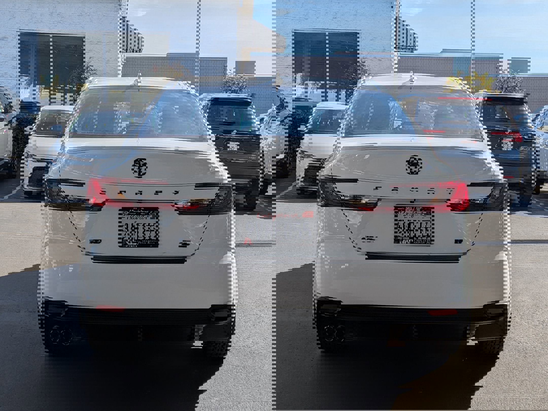 Certified 2025 Toyota Camry SE image 3