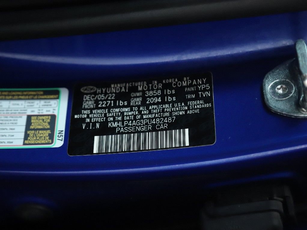 Used 2023 Hyundai Elantra Limited image 20