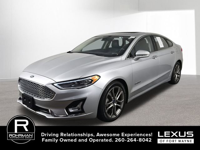 Used 2019 Ford Fusion Titanium image 1