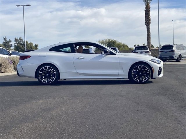 New 2025 BMW M440i Coupe w/ Driving Assistance Package image 5