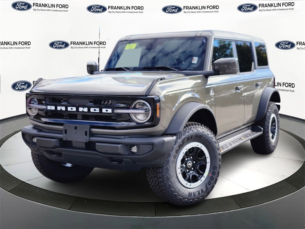 New 2025 Ford Bronco Outer Banks