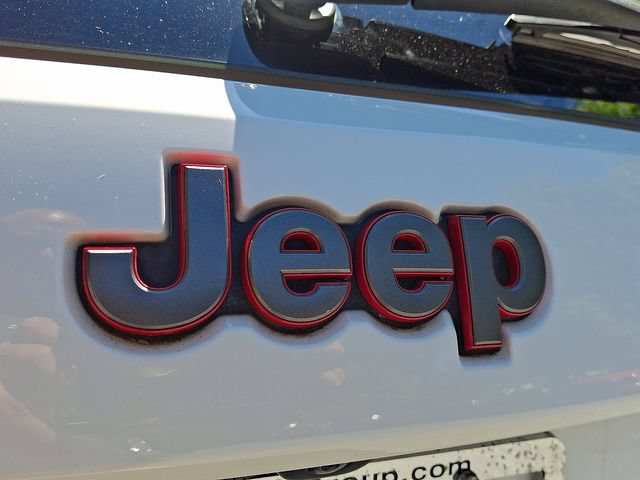 Used 2018 Jeep Grand Cherokee Trailhawk AWD/4WD image 33