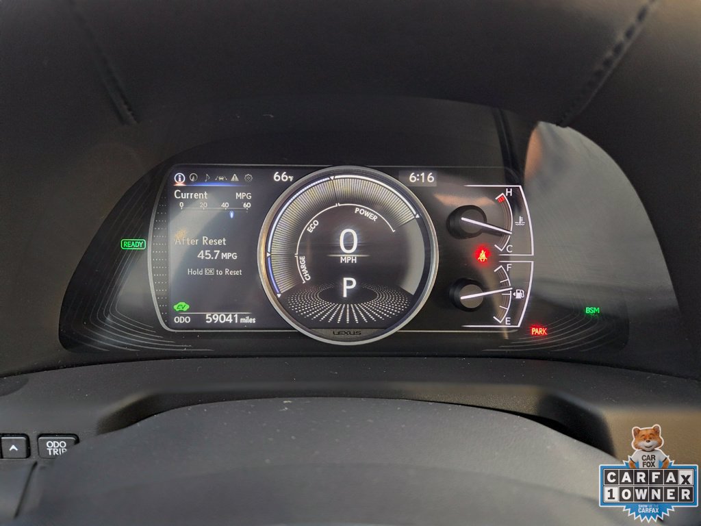 Used 2021 Lexus ES 300h Ultra Luxury w/ Accessory Package FWD image 39