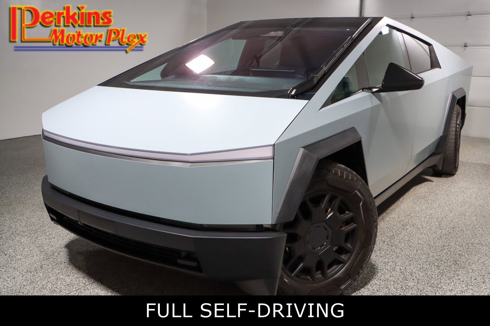 Used 2024 Tesla Cybertruck AWD Crew Cab image 1