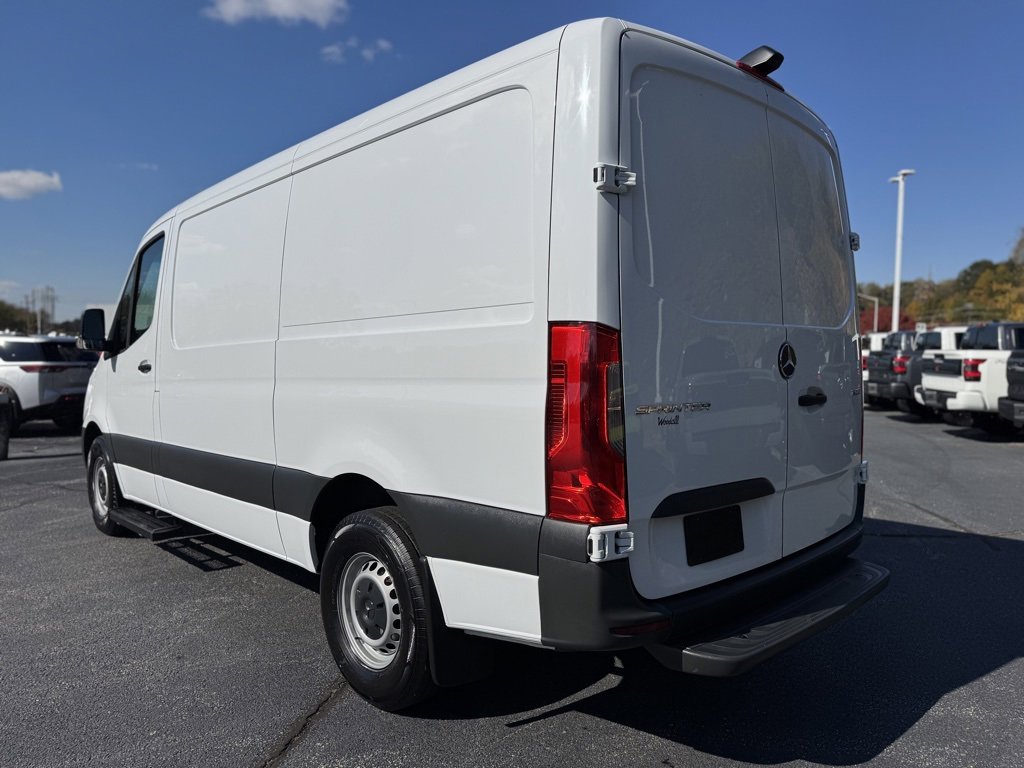 Used 2021 Mercedes-Benz Sprinter 1500 image 5