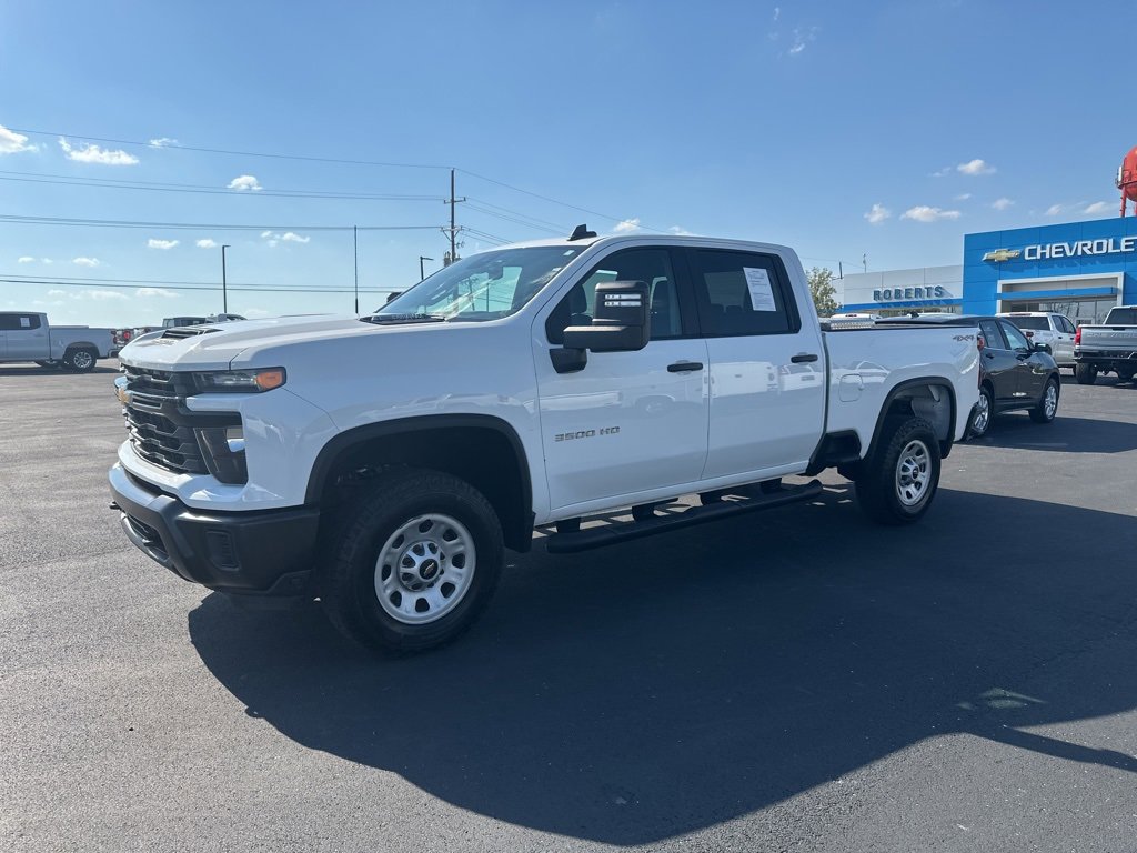 Used 2024 Chevrolet Silverado 3500 W/T image 13