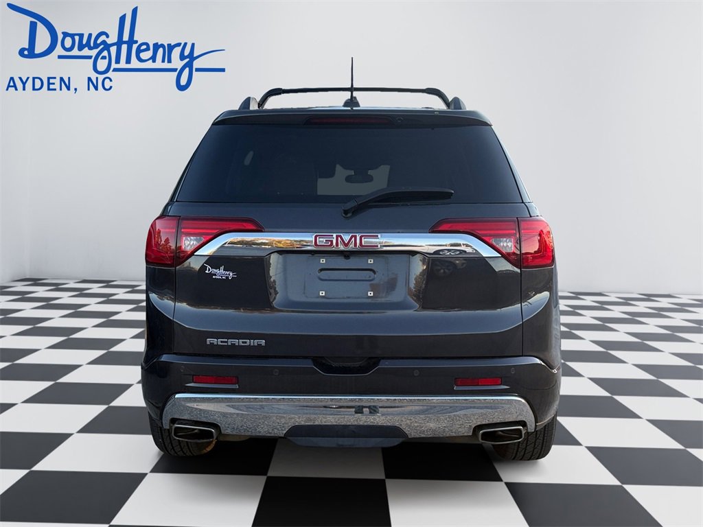 Used 2017 GMC Acadia Denali w/ Technology Package image 4