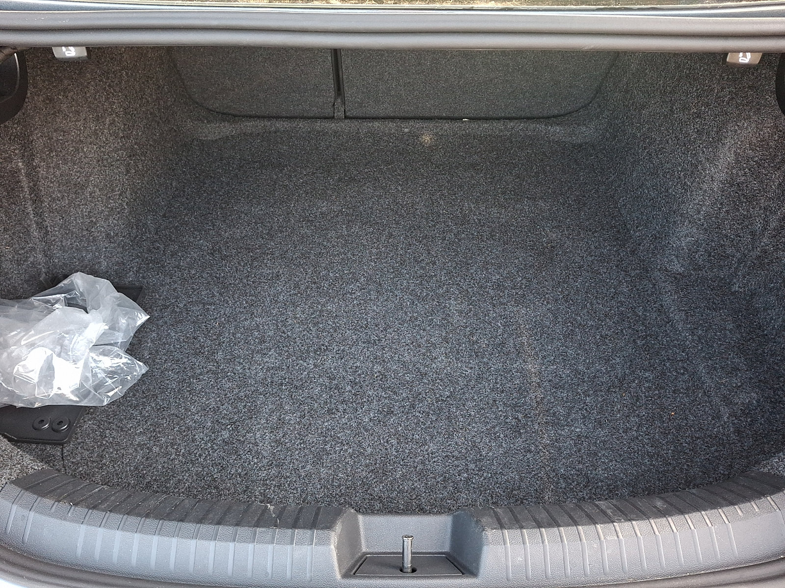 Certified 2025 Volkswagen Jetta S FWD image 28