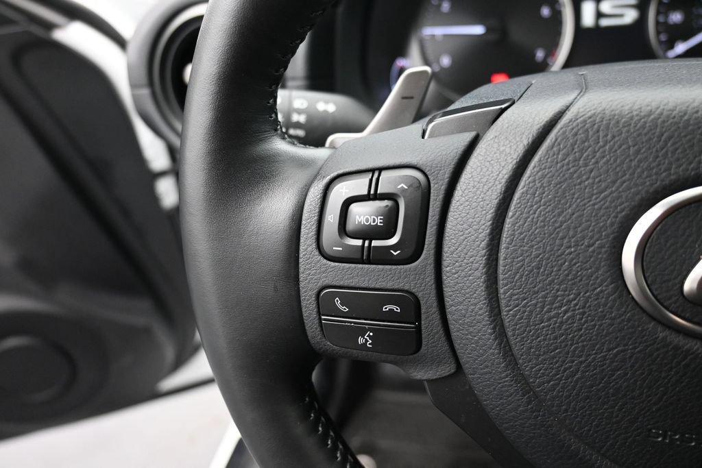 Used 2025 Lexus IS 350 F Sport RWD image 27