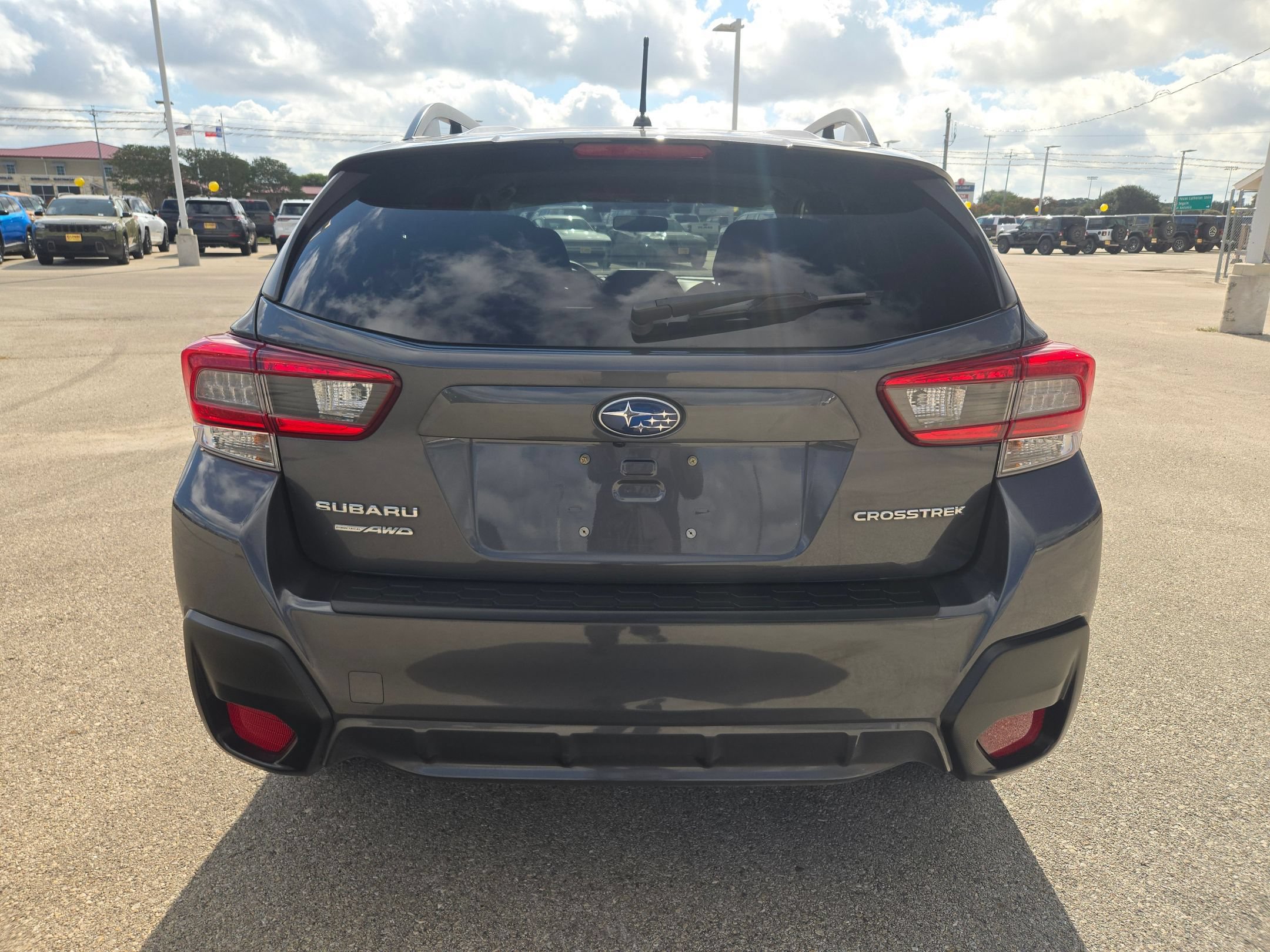 Used 2023 Subaru Crosstrek 2.0i AWD/4WD image 4