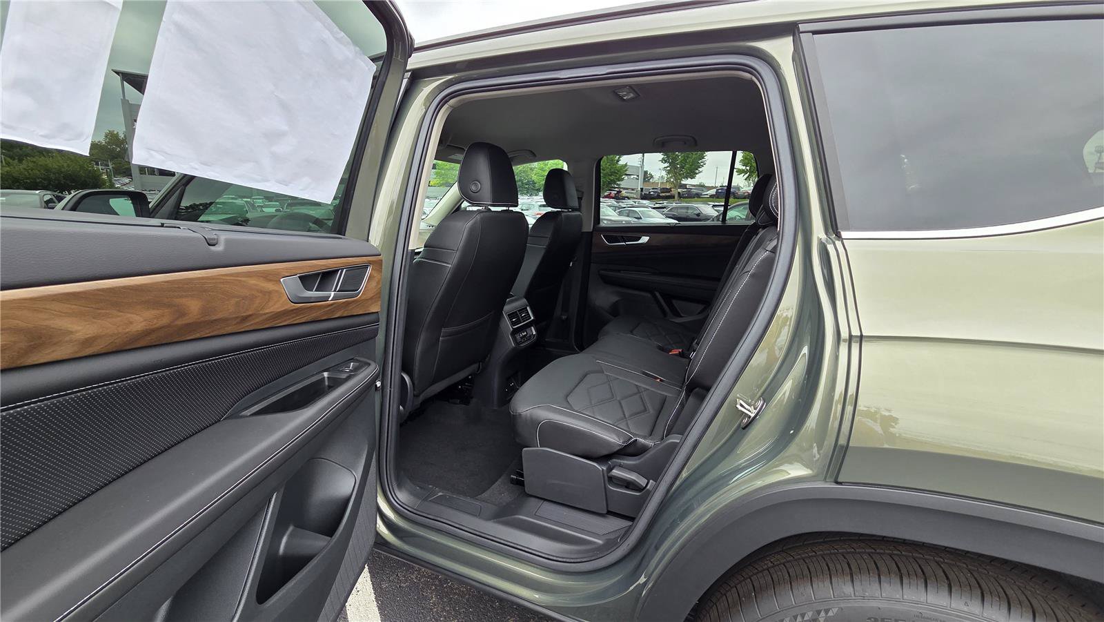 New 2026 Volkswagen Atlas SE AWD/4WD image 25