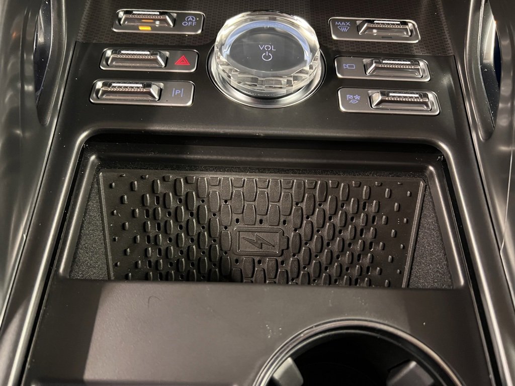 Used 2026 Lincoln Nautilus Premier w/ Equipment Group 102A image 17