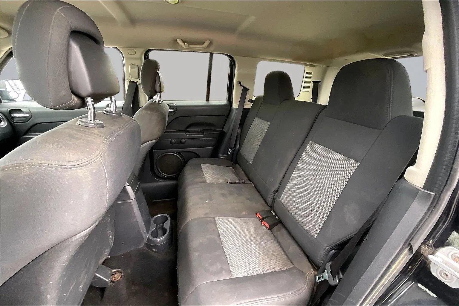 Used 2010 Jeep Patriot Sport w/ Tire & Wheel Group AWD/4WD image 26
