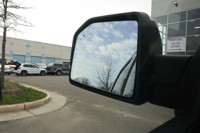 Used 2017 Ford F150 Raptor w/ Equipment Group 802A Luxury image 56