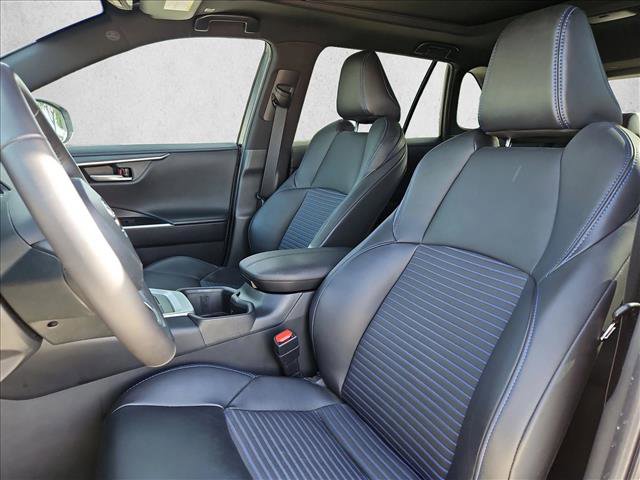 Used 2023 Toyota RAV4 XSE AWD/4WD image 15