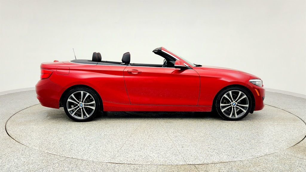 Used 2019 BMW 230i xDrive 230i xDrive Convertible w/ Premium Package image 4