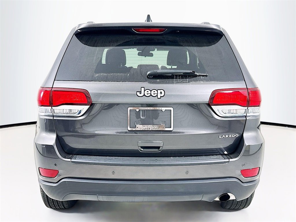 Used 2021 Jeep Grand Cherokee Laredo X image 2