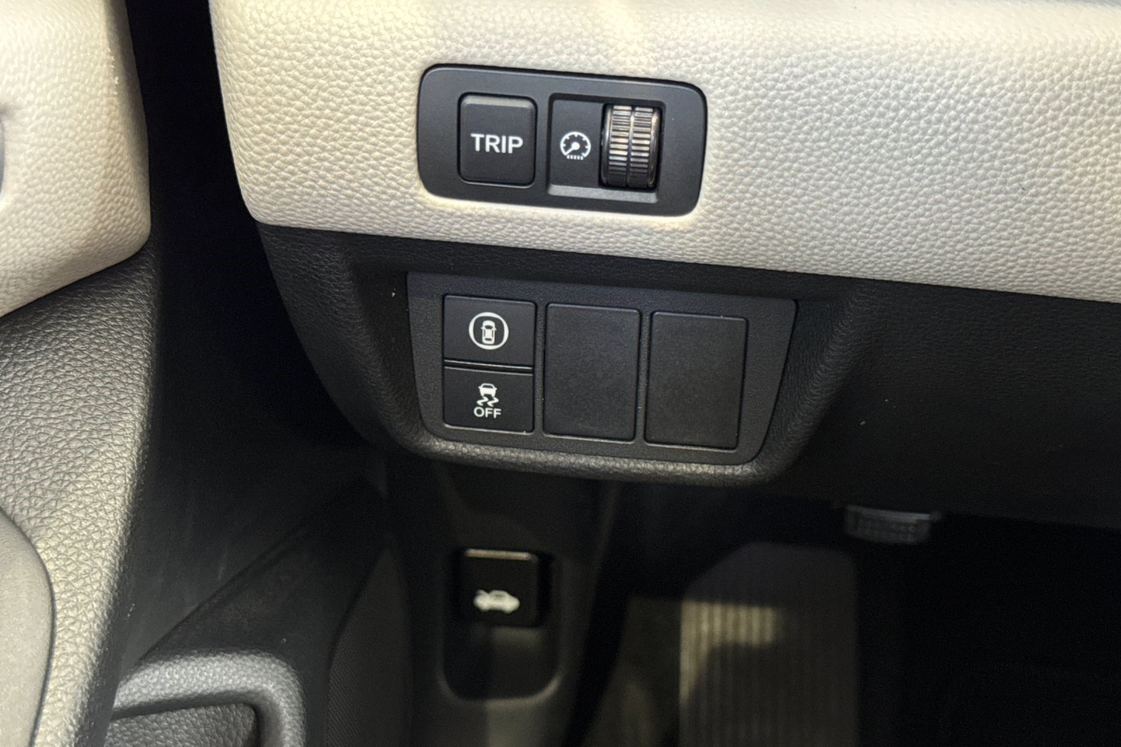Used 2018 Honda Accord EX-L image 35