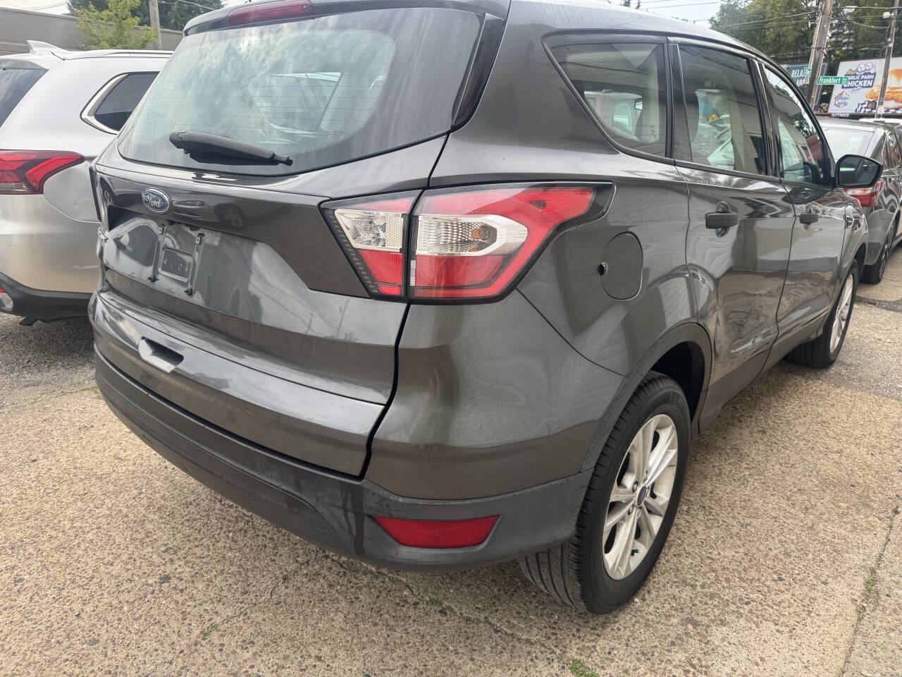 Used 2017 Ford Escape S FWD image 3