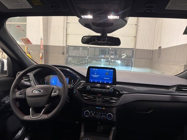 Used 2025 Ford Escape ST-Line Elite image 14